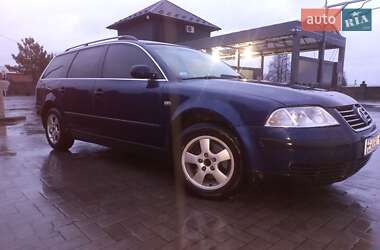 Універсал Volkswagen Passat 2001 в Луцьку