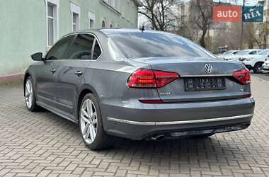 Седан Volkswagen Passat 2016 в 