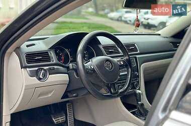 Седан Volkswagen Passat 2016 в 
