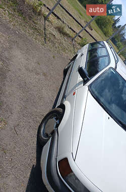 Універсал Volkswagen Passat 1993 в 