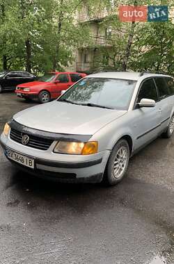 Универсал Volkswagen Passat 2000 в Хмельницком