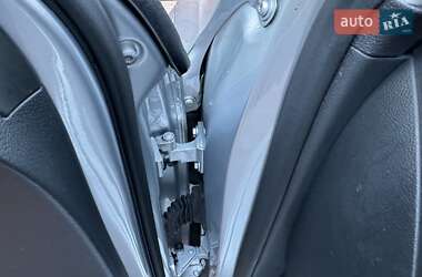 Універсал Volkswagen Passat 2012 в 