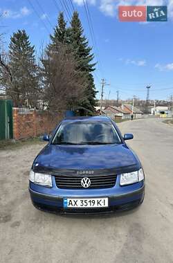 Седан Volkswagen Passat 1997 в Мерефа