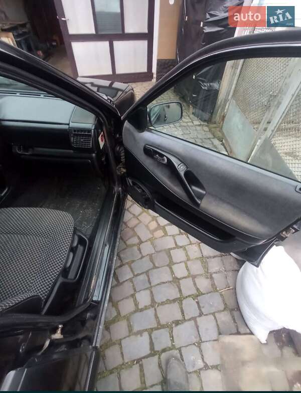 Универсал Volkswagen Passat 1996 в Зняцево