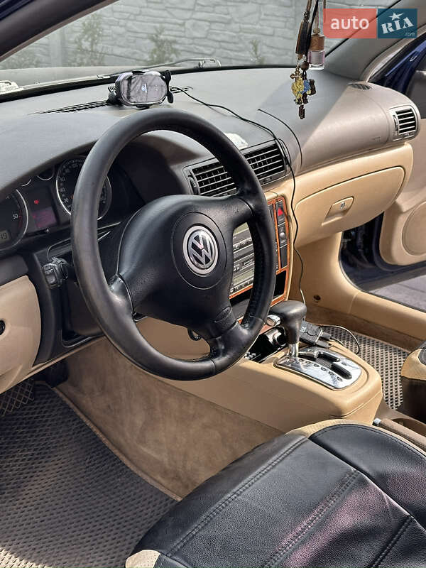 Седан Volkswagen Passat 2003 в Дніпрі