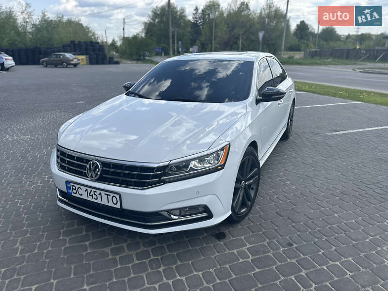 Седан Volkswagen Passat 2017 в Трускавце