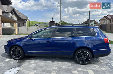 Універсал Volkswagen Passat 2009 в 