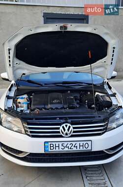 Седан Volkswagen Passat 2012 в 