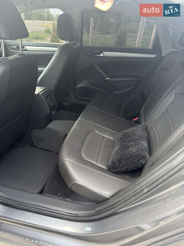 Седан Volkswagen Passat 2020 в Новоархангельске фото 9 Седан Volkswagen Passat 2020 в Новоархангельске