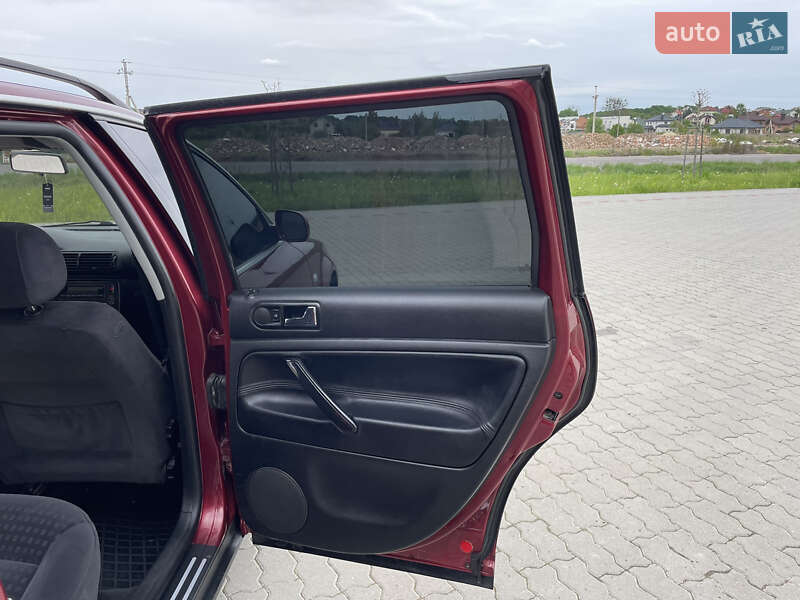Універсал Volkswagen Passat 2001 в Львові