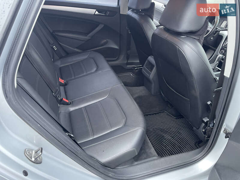 Седан Volkswagen Passat 2012 в Белой Церкви