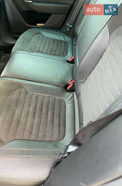 Универсал Volkswagen Passat 2011 в 