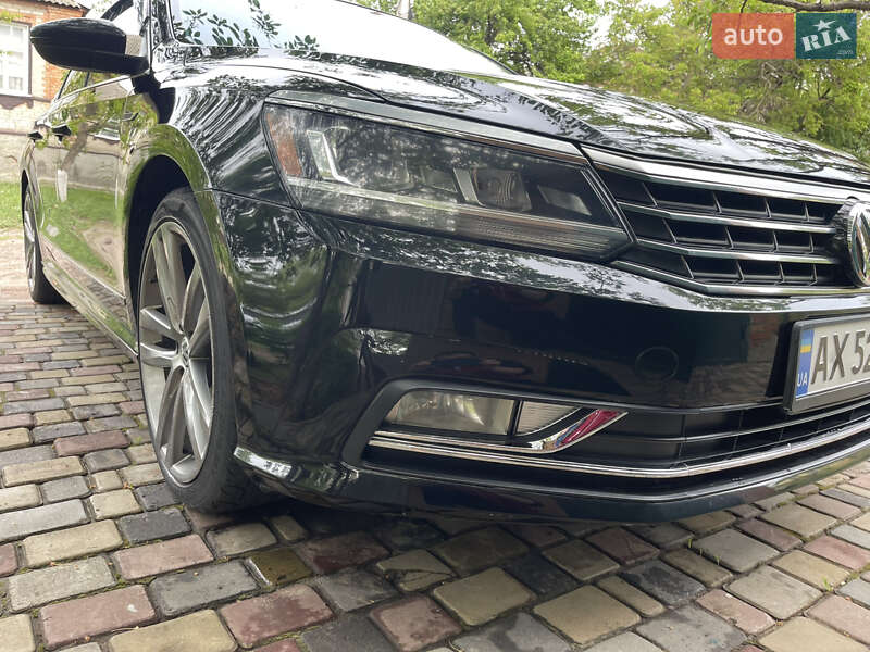 Седан Volkswagen Passat 2017 в Харкові