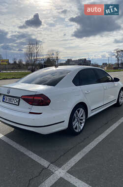 Седан Volkswagen Passat 2017 в 