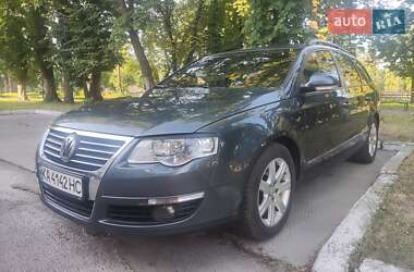 Універсал Volkswagen Passat 2010 в Києві