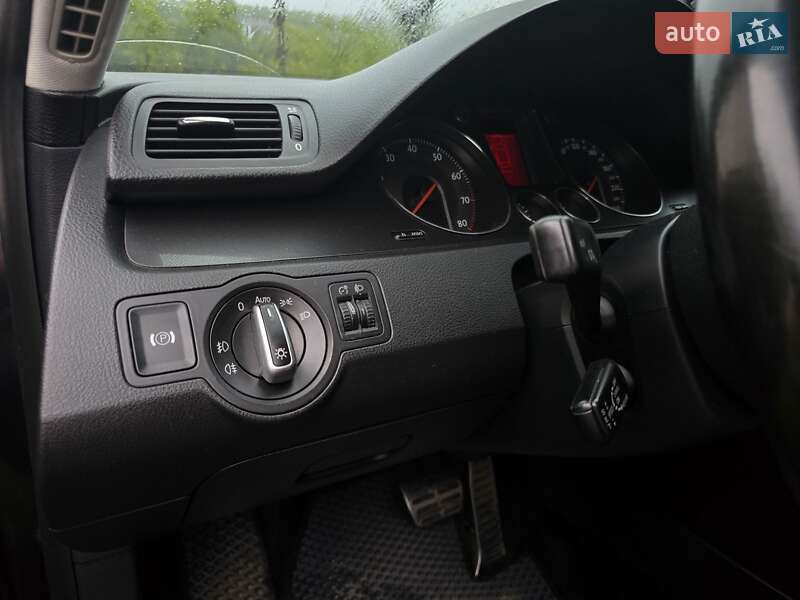 Универсал Volkswagen Passat 2006 в Львове