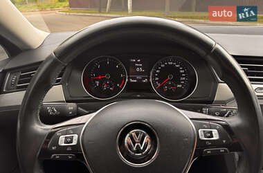 Универсал Volkswagen Passat 2016 в 