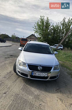 Универсал Volkswagen Passat 2007 в Костополе