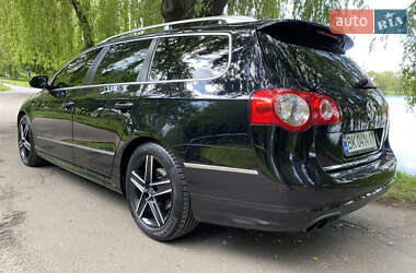 Універсал Volkswagen Passat 2010 в 