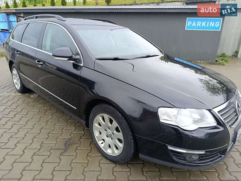 Універсал Volkswagen Passat 2010 в Дрогобичі