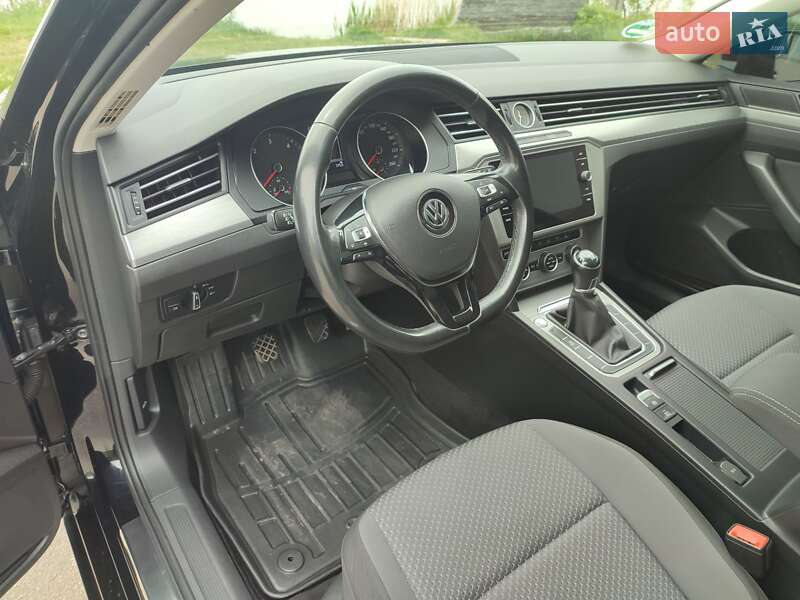 Универсал Volkswagen Passat 2019 в Бердичеве