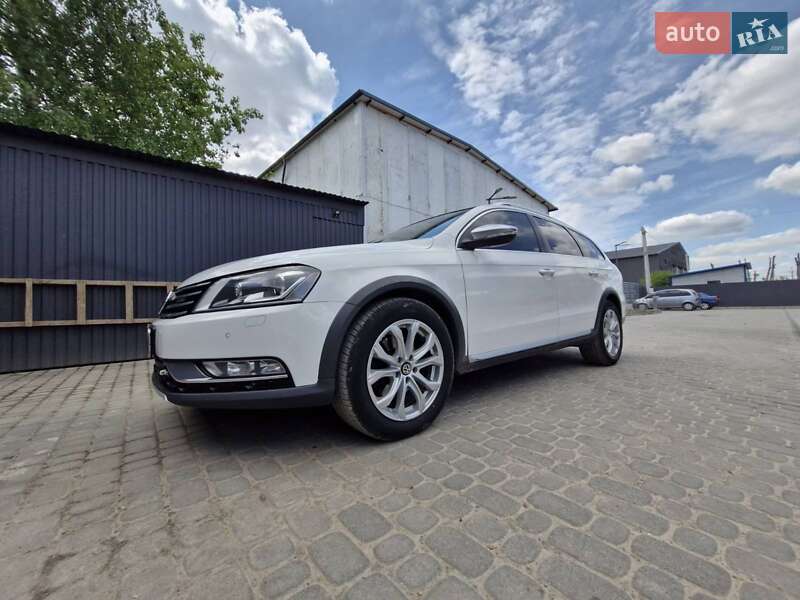 Универсал Volkswagen Passat 2014 в Львове