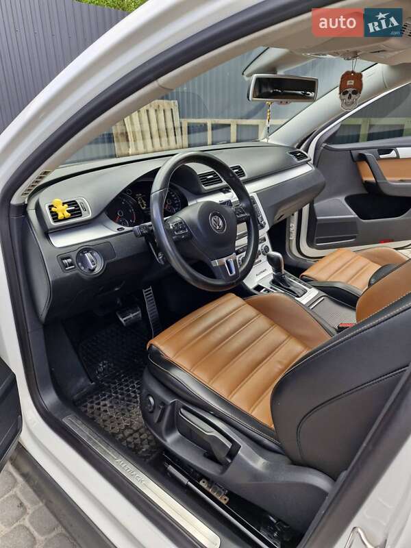 Универсал Volkswagen Passat 2014 в Львове