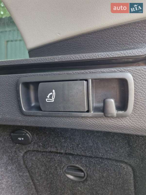 Универсал Volkswagen Passat 2014 в Львове