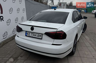 Седан Volkswagen Passat 2018 в 