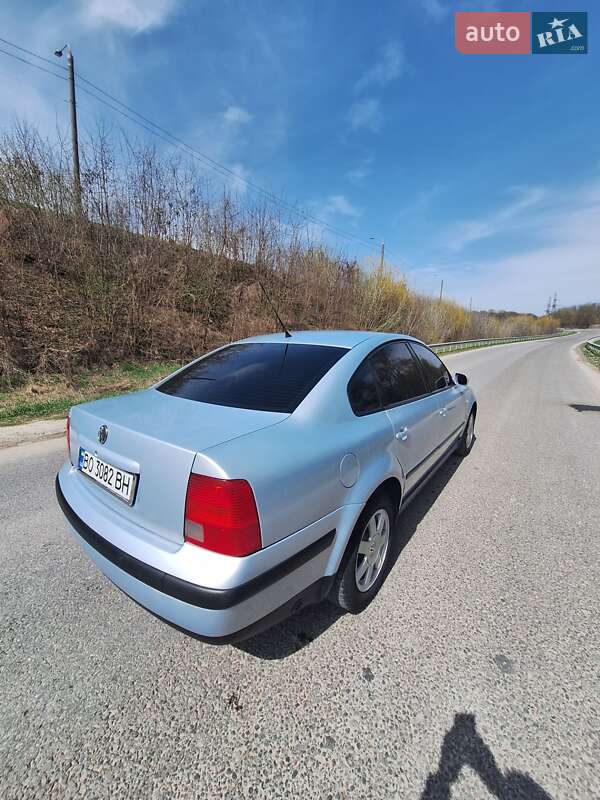 Седан Volkswagen Passat 1999 в Тернополе