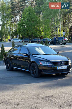 Седан Volkswagen Passat 2011 в Киеве