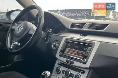 Седан Volkswagen Passat 2013 в 