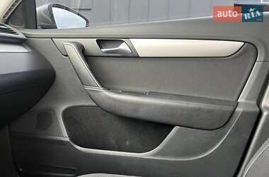 Седан Volkswagen Passat 2013 в 