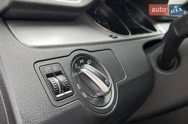 Седан Volkswagen Passat 2013 в 