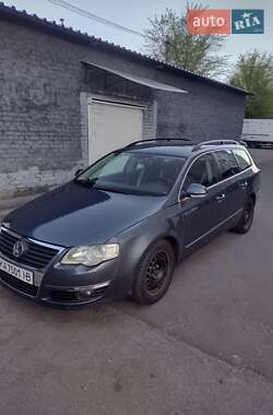 Універсал Volkswagen Passat 2009 в 