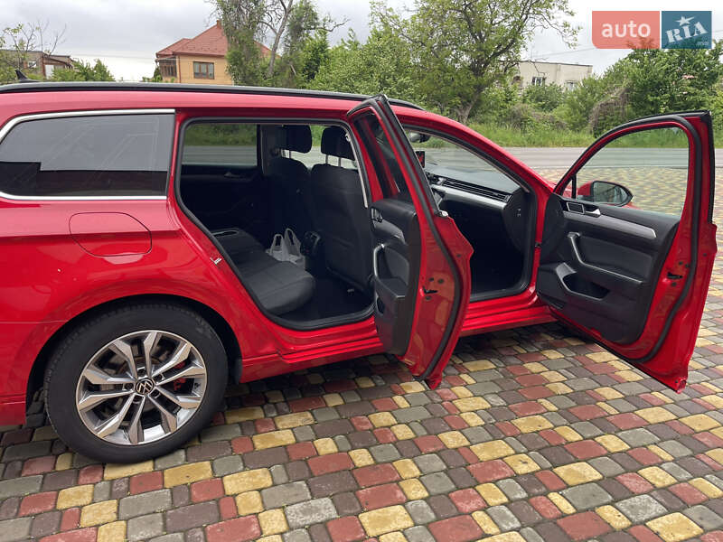 Универсал Volkswagen Passat 2021 в Виноградове фото 20 Универсал Volkswagen Passat 2021 в Виноградове