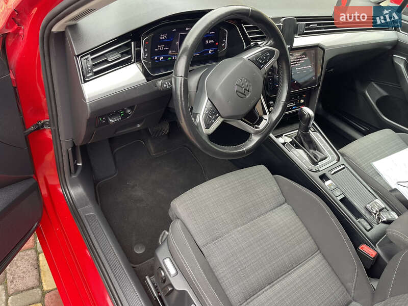 Универсал Volkswagen Passat 2021 в Виноградове фото 31 Универсал Volkswagen Passat 2021 в Виноградове