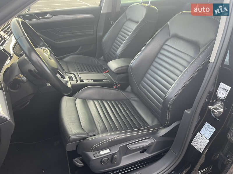 Універсал Volkswagen Passat 2019 в Рівному