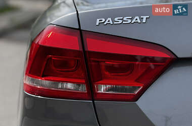 Седан Volkswagen Passat 2015 в 