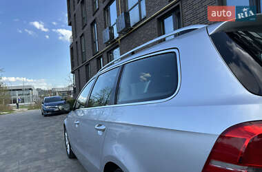 Універсал Volkswagen Passat 2013 в 