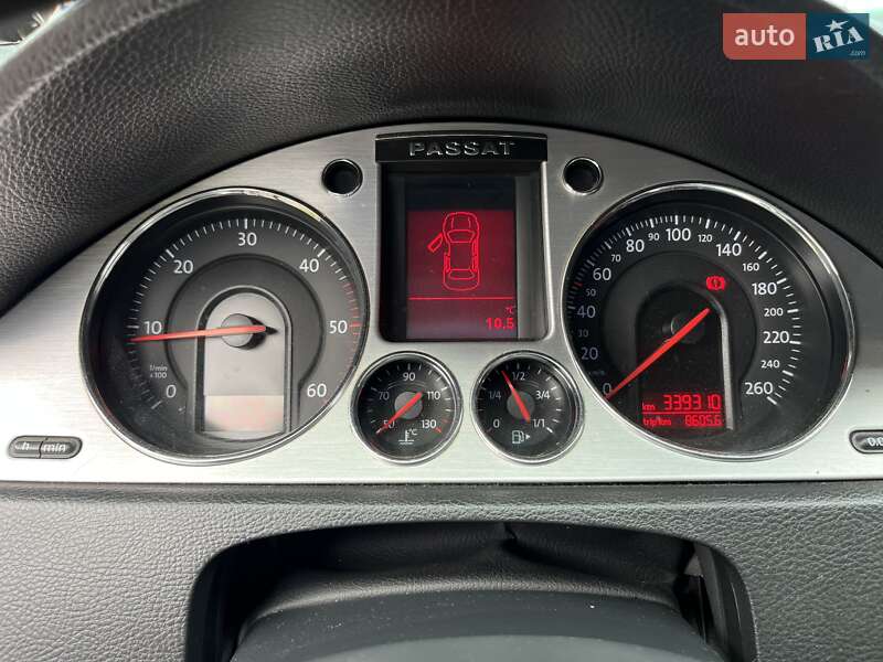 Седан Volkswagen Passat 2005 в Золочеве