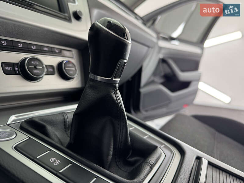 Універсал Volkswagen Passat 2015 в Трускавці