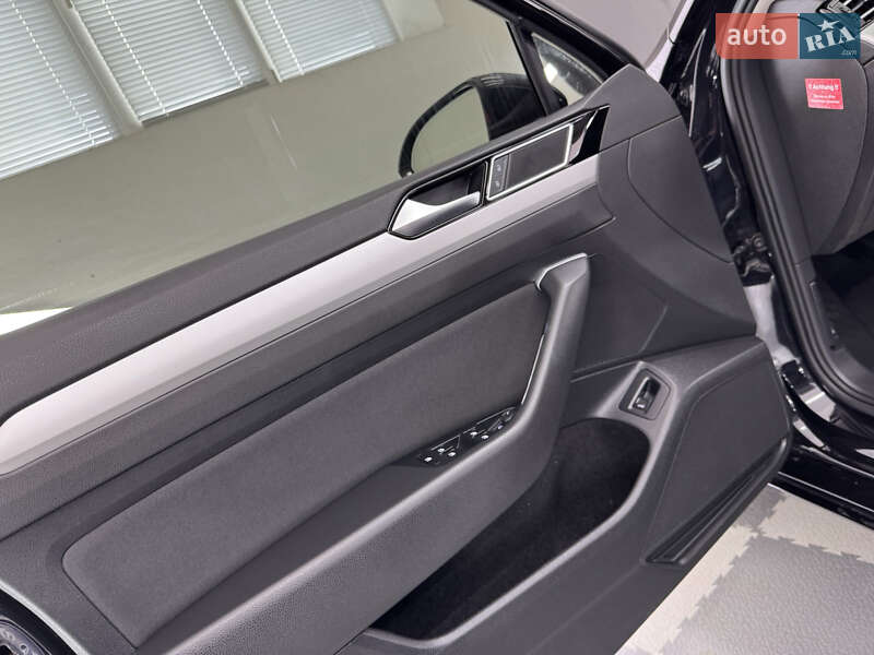 Універсал Volkswagen Passat 2015 в Трускавці