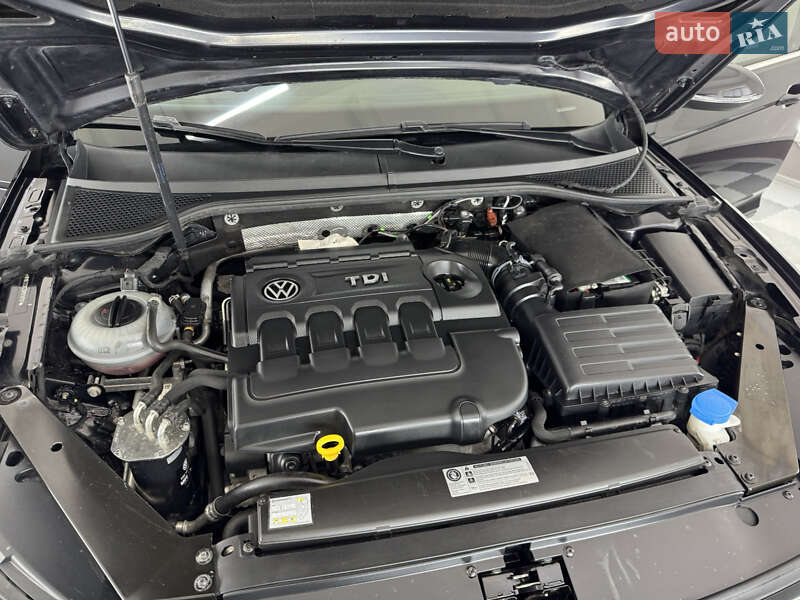 Універсал Volkswagen Passat 2015 в Трускавці
