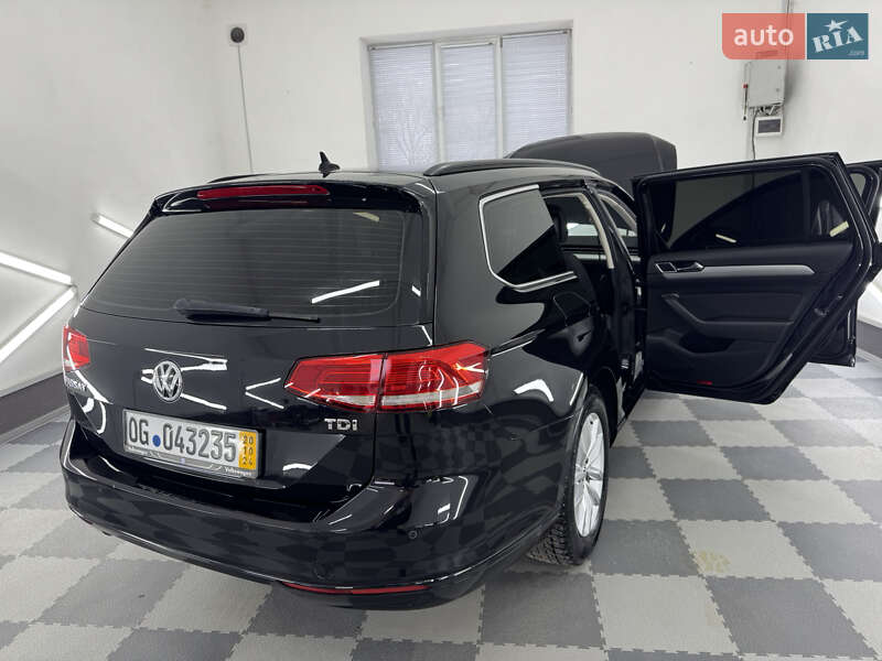 Універсал Volkswagen Passat 2015 в Трускавці