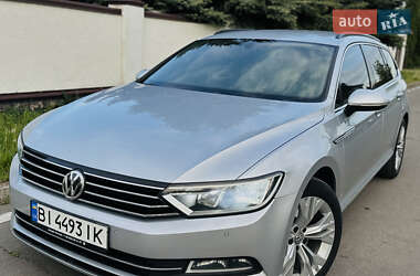 Універсал Volkswagen Passat 2015 в Полтаві