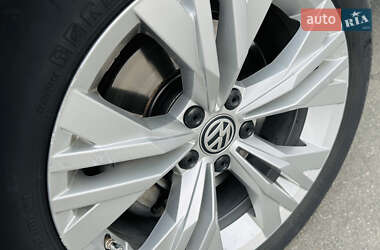 Універсал Volkswagen Passat 2015 в 