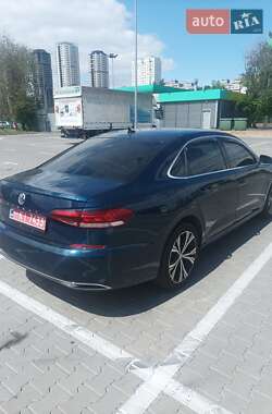 Седан Volkswagen Passat 2020 в 