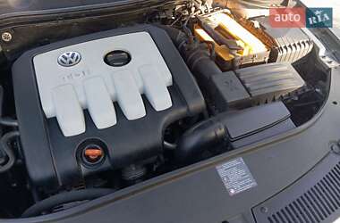 Седан Volkswagen Passat 2006 в 