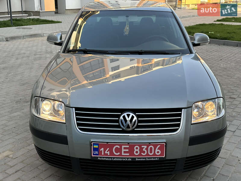 Седан Volkswagen Passat 2004 в Вінниці